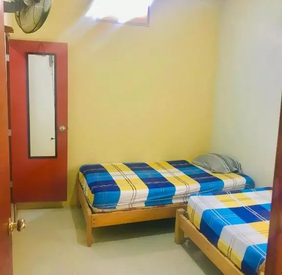 تختخواب و صبحانه Miami Inn