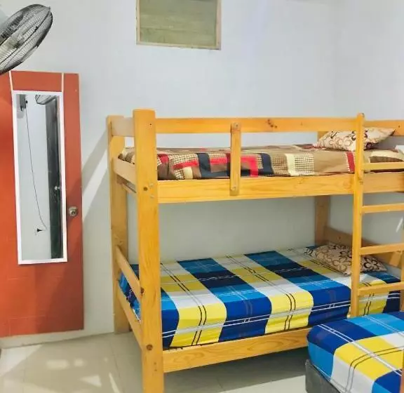 تختخواب و صبحانه Miami Inn