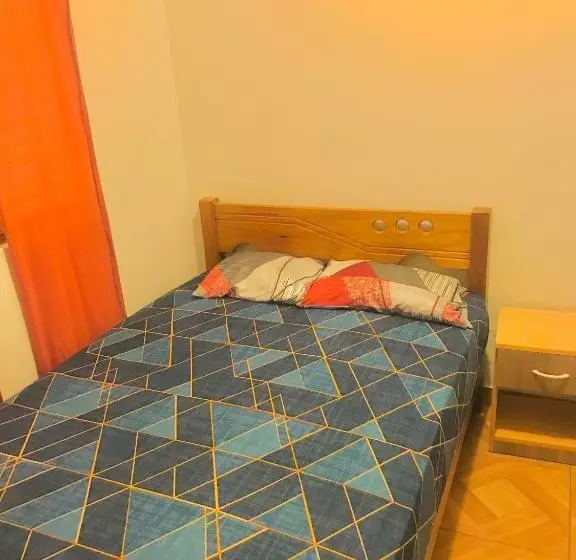 تختخواب و صبحانه Miami Inn