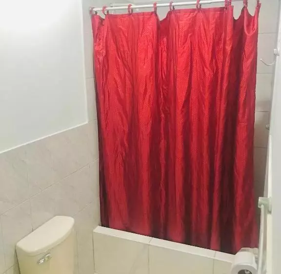 تختخواب و صبحانه Miami Inn