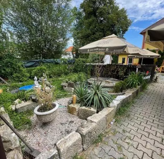 Hostinec  Pension U Havlů