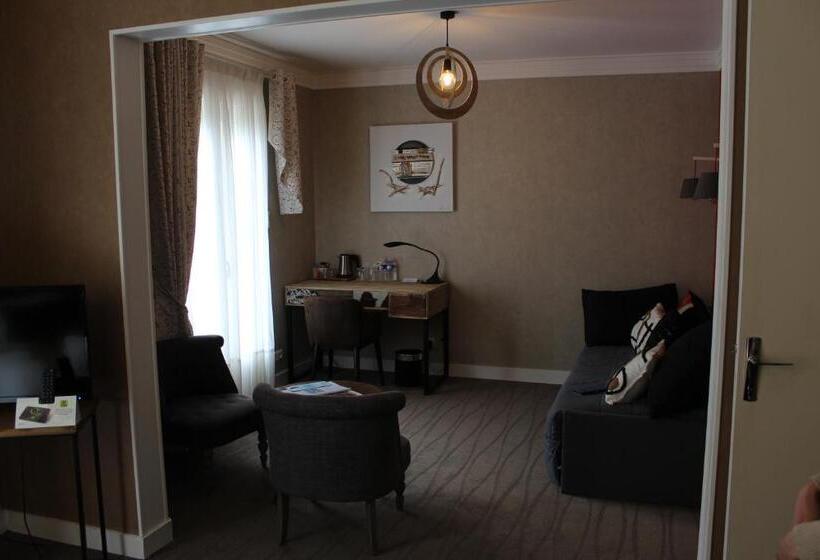 בית מלון כפרי Logis Hôtel Auberge De La Truffe