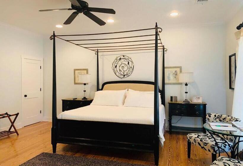 בית מלון כפרי Emigrant S Inn