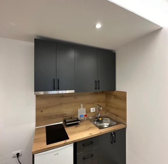 ホテル Io S Apartments