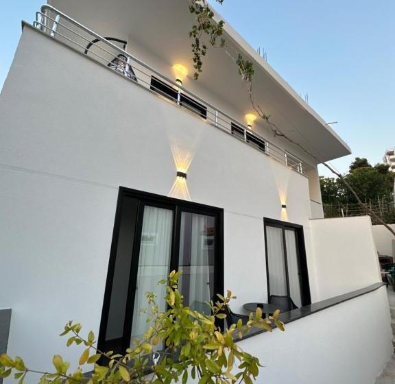 ホテル Io S Apartments