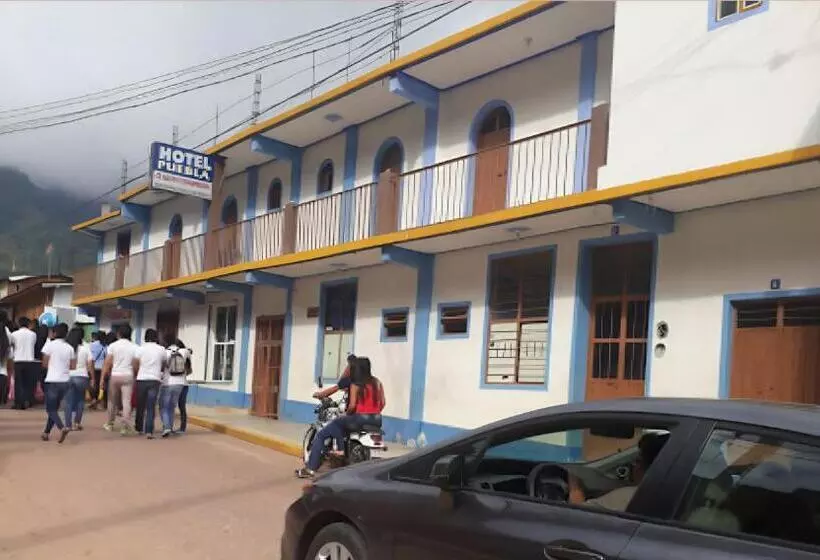 ホテル Puebla