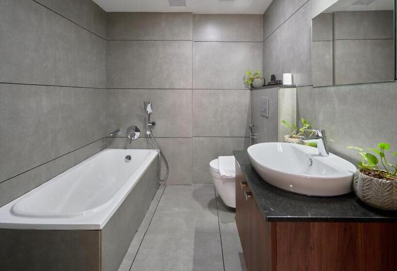 호텔 Q White Crescent