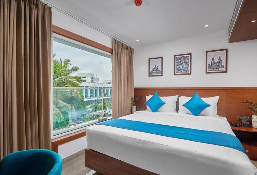 호텔 Q White Crescent