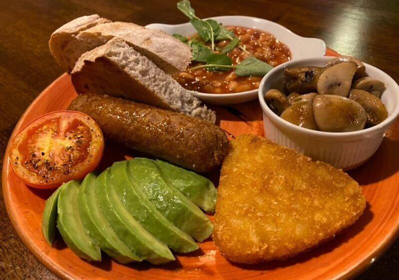 هتل The Shire Accommodation