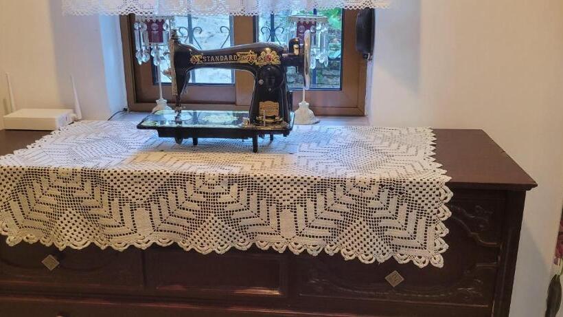 پانسیون Guest House Emily