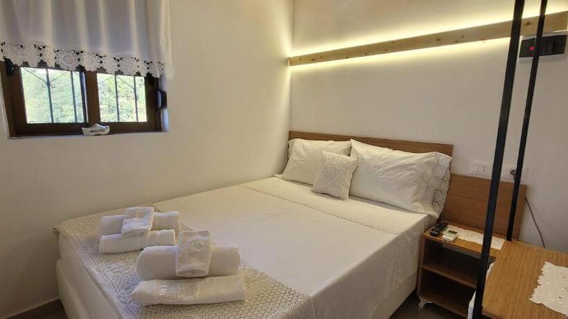 پانسیون Guest House Emily