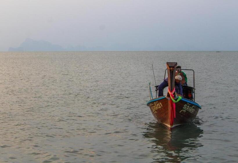 Majatalo Jk Studio, Koh Yao Noi