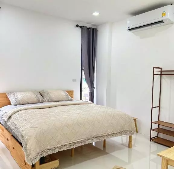 Majatalo Jk Studio, Koh Yao Noi