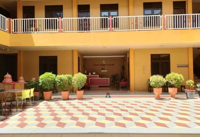 Majatalo Zaya Guest House