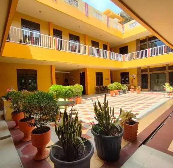 Majatalo Zaya Guest House