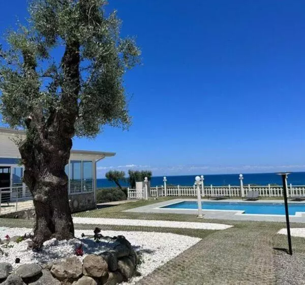 Lomakeskus La Corte Dei Sabatini