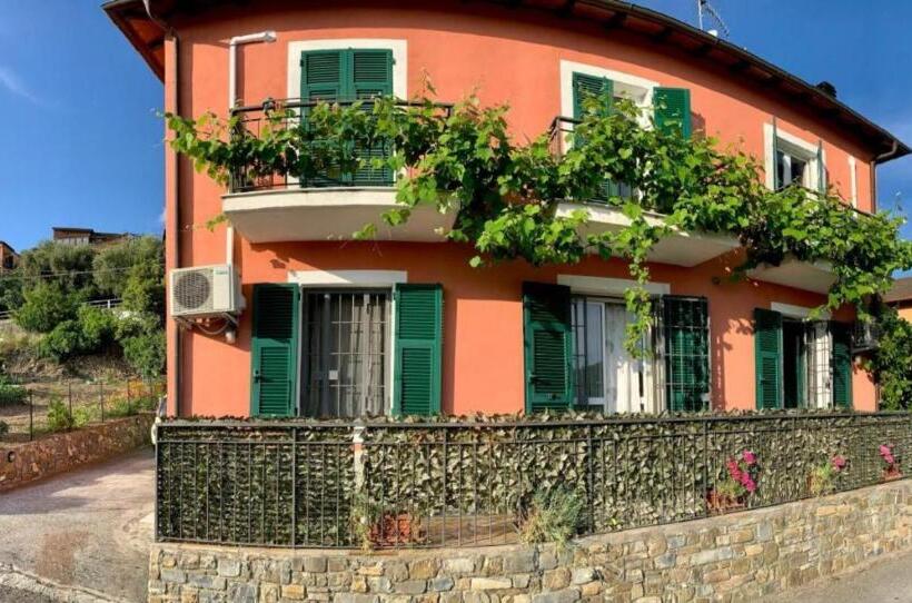 ベッドアンドブレックファースト Beb Ligo