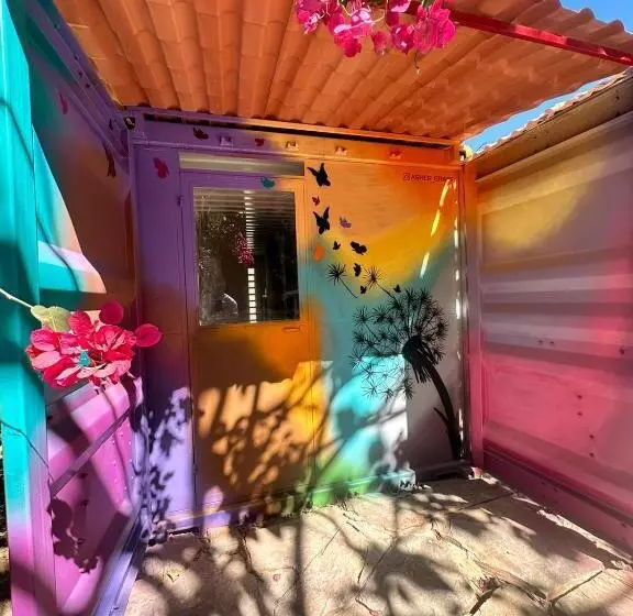 Cipó Container Hostel   Quartos Em Cápsulas E Alojamento Feminino