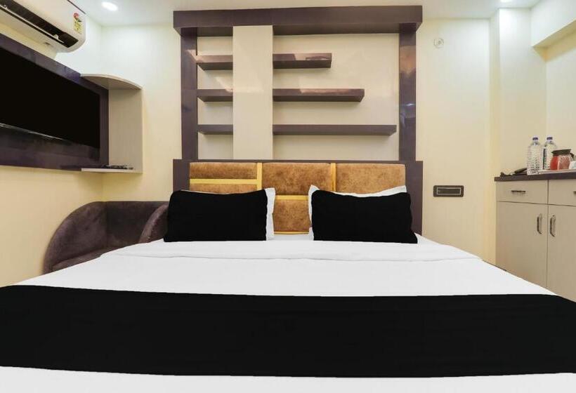 هتل Super Collection O Ghanta Ghar