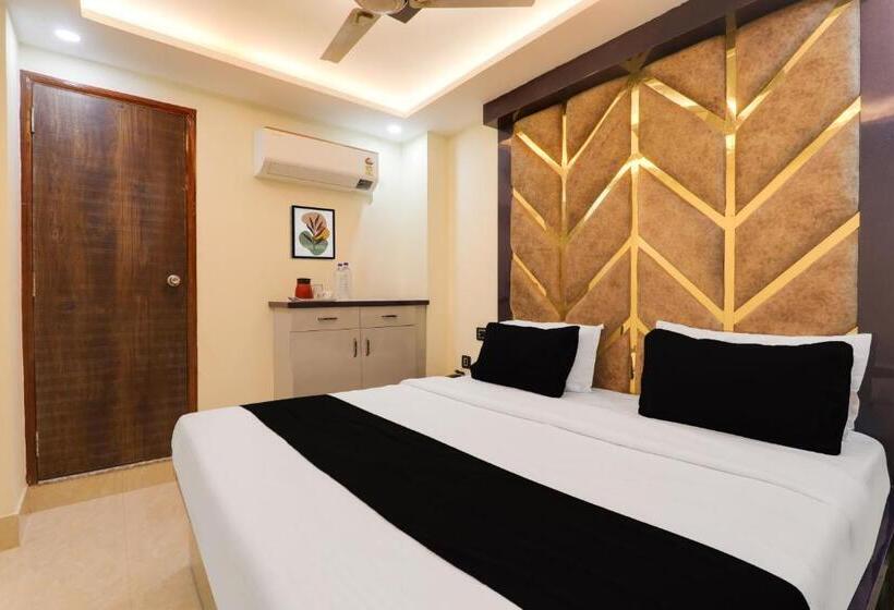 هتل Super Collection O Ghanta Ghar