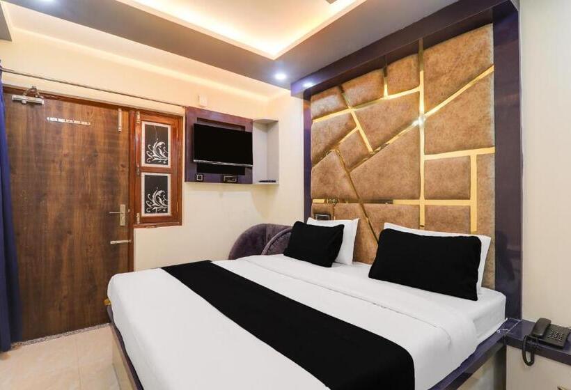 هتل Super Collection O Ghanta Ghar