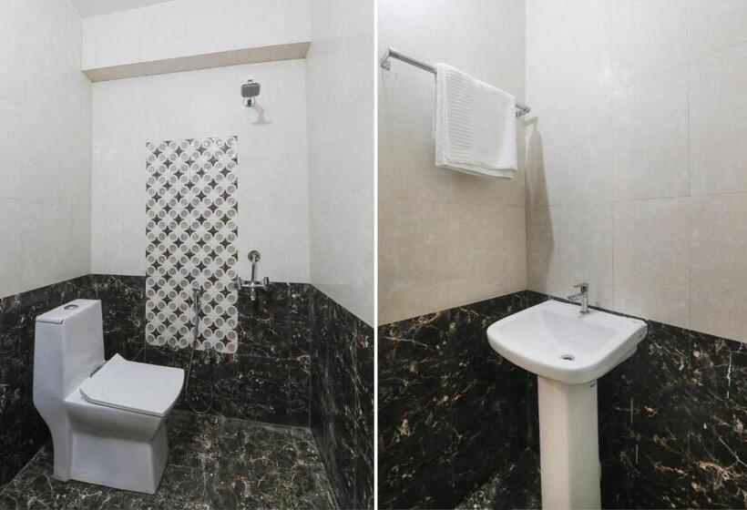 هتل Super Collection O Ghanta Ghar