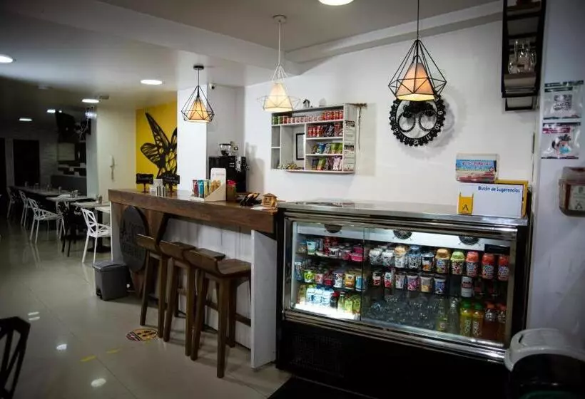 ホテル Aristo Tunja