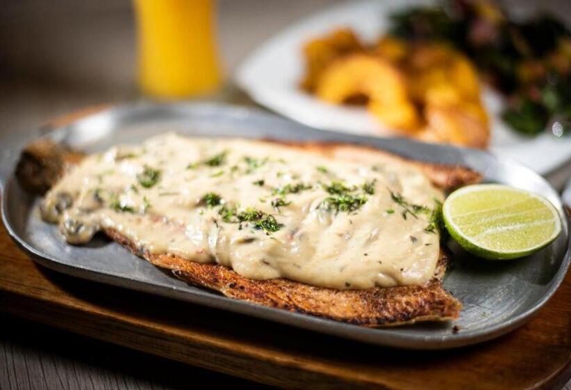 ホテル Aristo Tunja