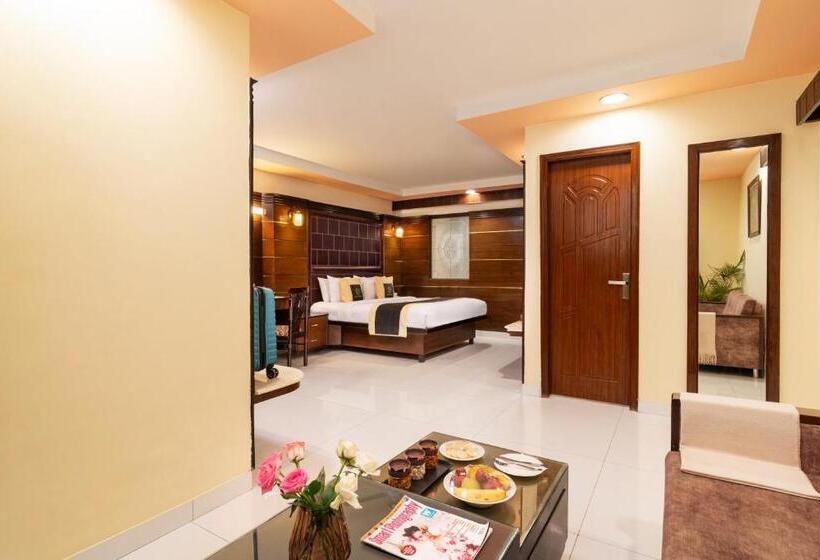 ホテル Foxoso Taj View