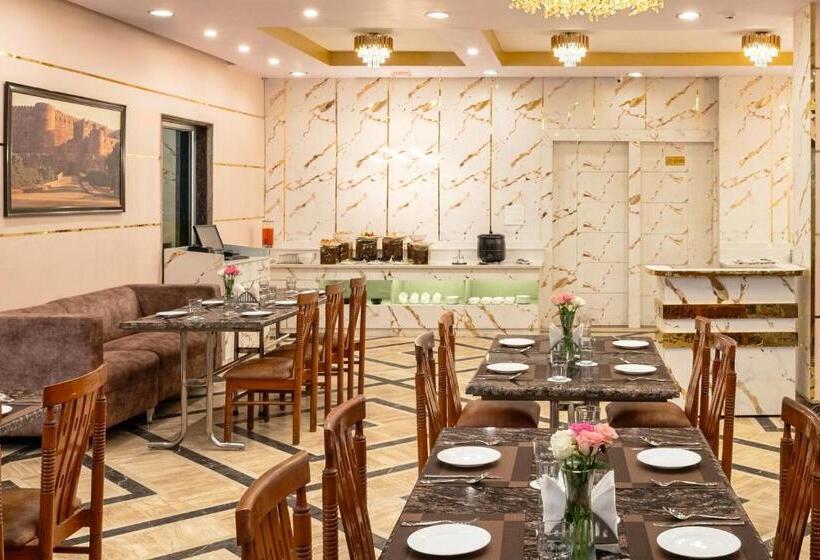 ホテル Foxoso Taj View