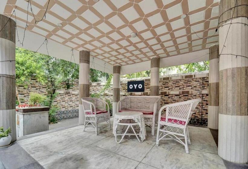 Hotel Oyo Nineteen Degree