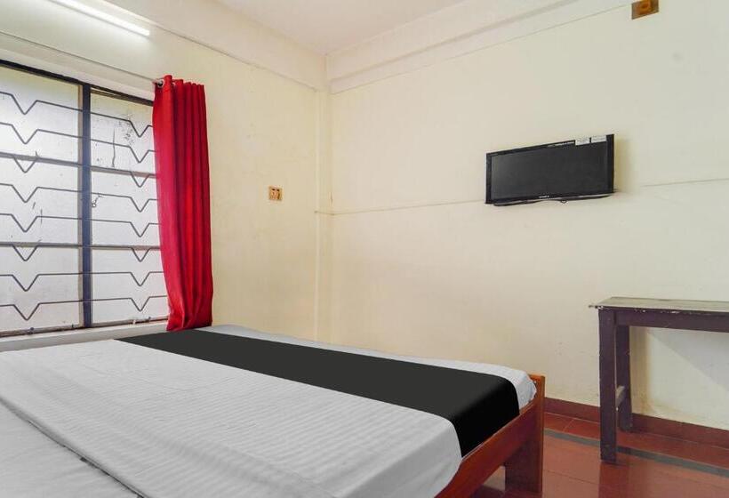 酒店 Oyo Sai Tourist Home