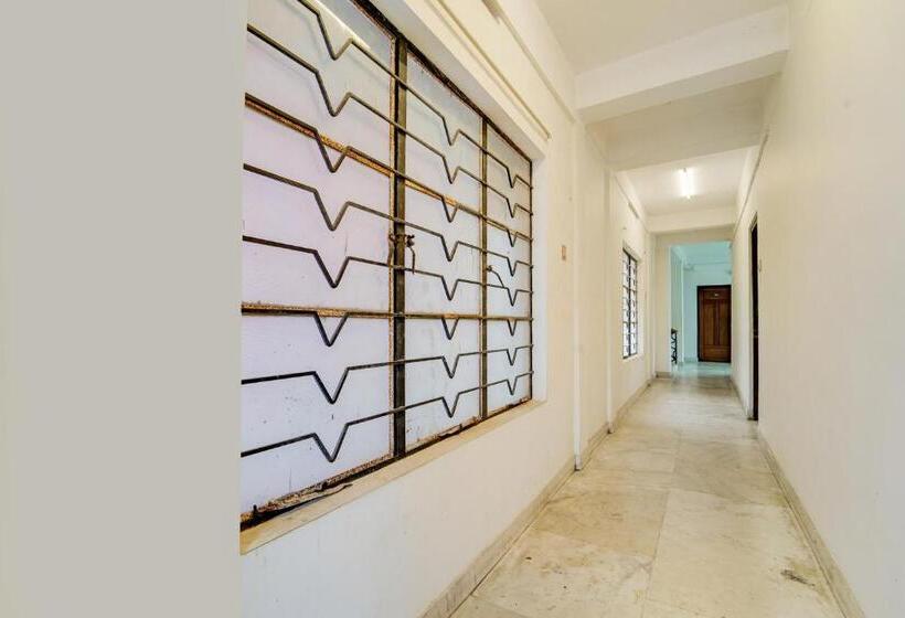 酒店 Oyo Sai Tourist Home