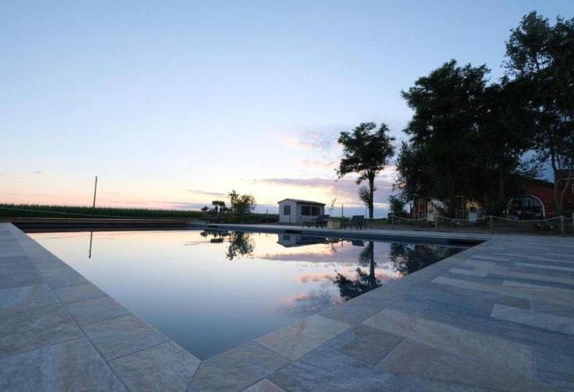 ホテル Villa Ferri Agriturismo Perke