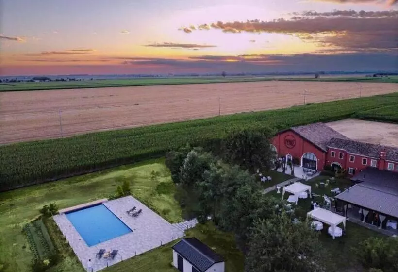 ホテル Villa Ferri Agriturismo Perke