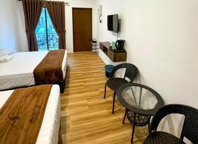 モーテル Ombak Beach Inn Resort