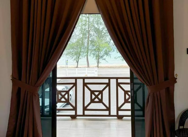 モーテル Ombak Beach Inn Resort