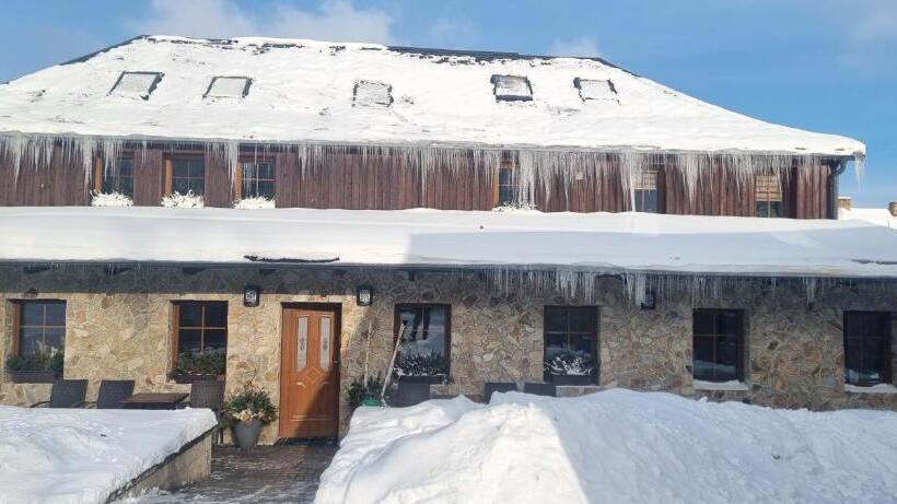 ペンション Apartmány Na Rychtě