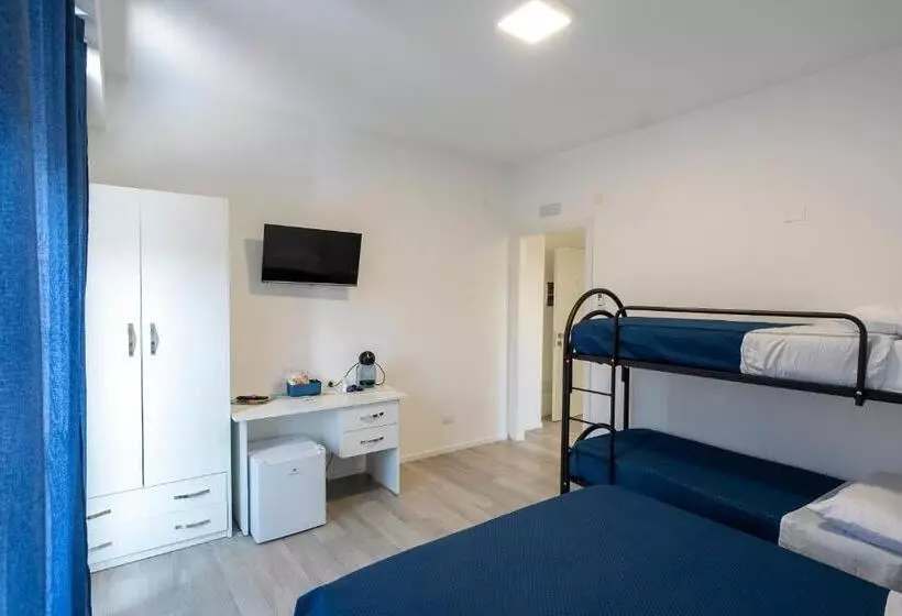 پانسیون Prestige House 8