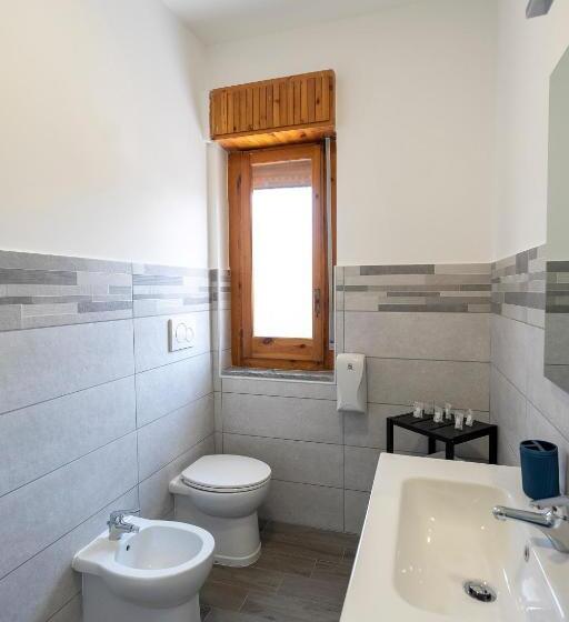 پانسیون Prestige House 8