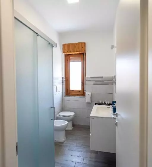 پانسیون Prestige House 8