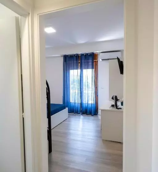 پانسیون Prestige House 8