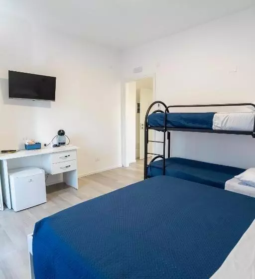 پانسیون Prestige House 8