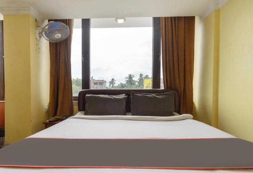 Hotel Collection O Raj Darbar Near City Centre