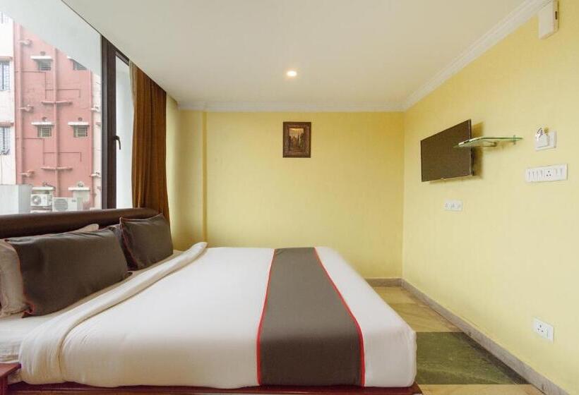 Hotel Collection O Raj Darbar Near City Centre