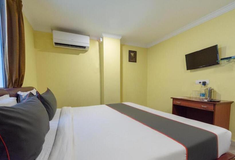 Hotel Collection O Raj Darbar Near City Centre
