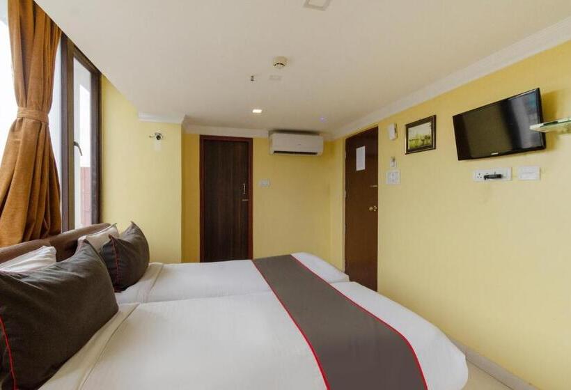 Hotel Collection O Raj Darbar Near City Centre