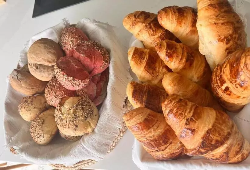 Aamiaismajoitus (B&B) Casa Lis