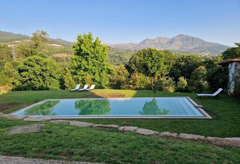 تختخواب و صبحانه Casa Lis