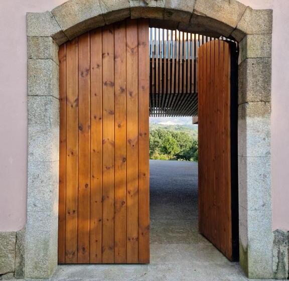 تختخواب و صبحانه Casa Lis